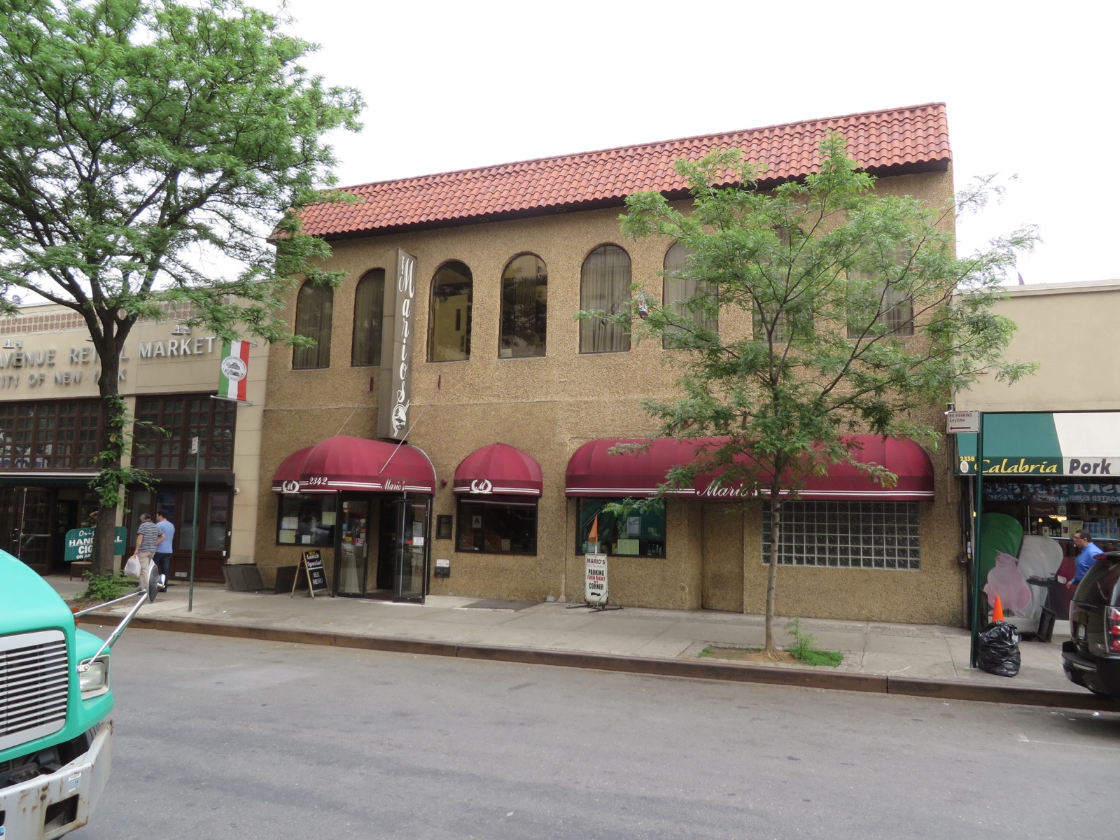 A storefront on Arthur Avenue near 186th Street, in the Italian-Albanian commercial corridor that has anchored the Belmont food scene since the early 20th century.