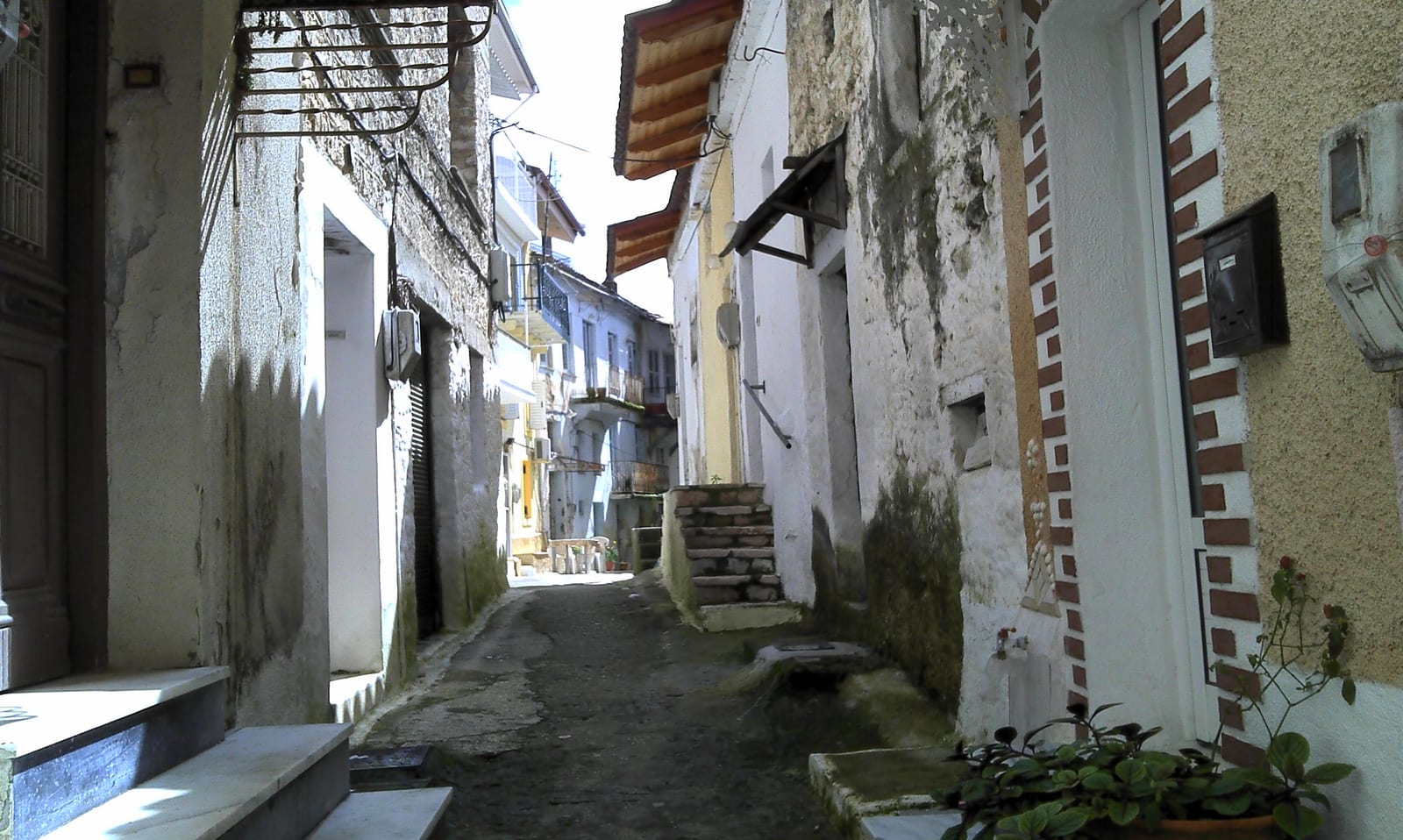 Chameria: The Albanian Region of Northwestern Greece