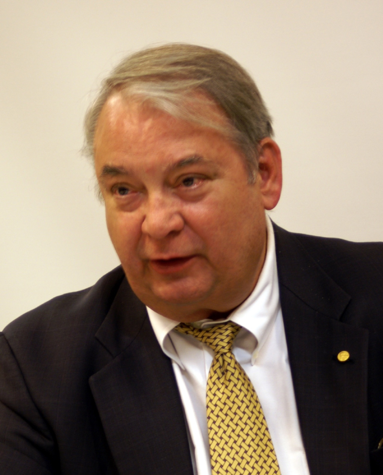 Ferid Murad: Albanian-American Nobel Laureate in Medicine