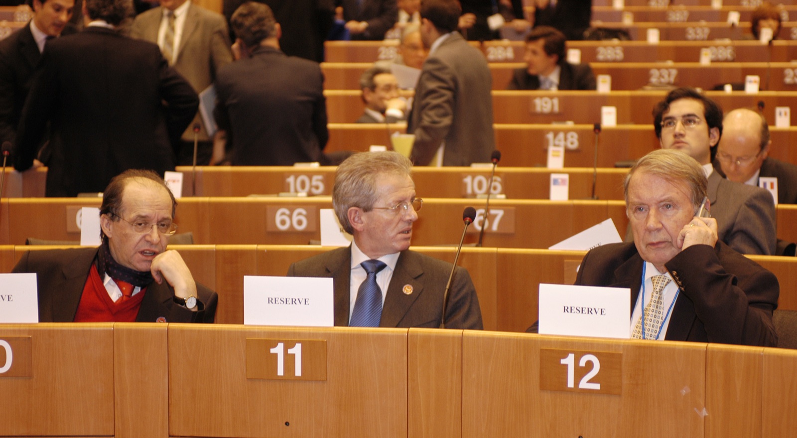 Rugova at the European People's Party Congress in Brussels, February 2004.